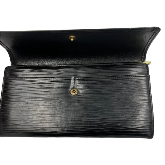 LOUIS VUITTON Epi Long Wallet Black - Picture 5 of 10